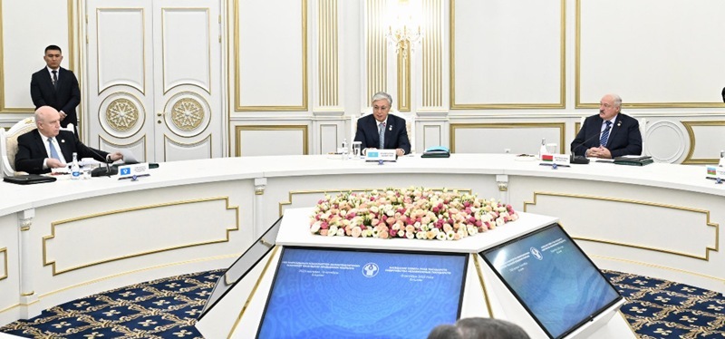 Казахстан призвал страны СНГ к совместному спасению Каспийского моря